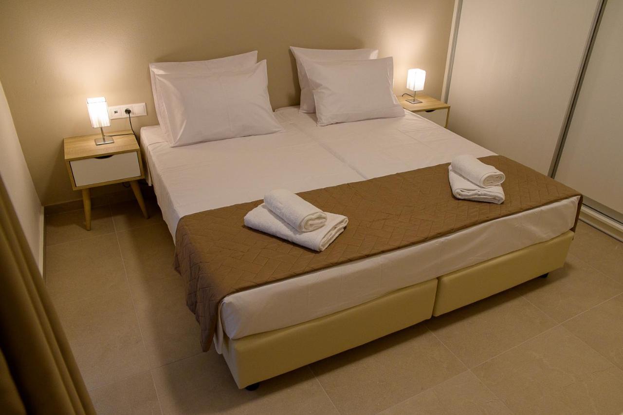 Uni Island - City Center Suites Heraklion Exterior foto