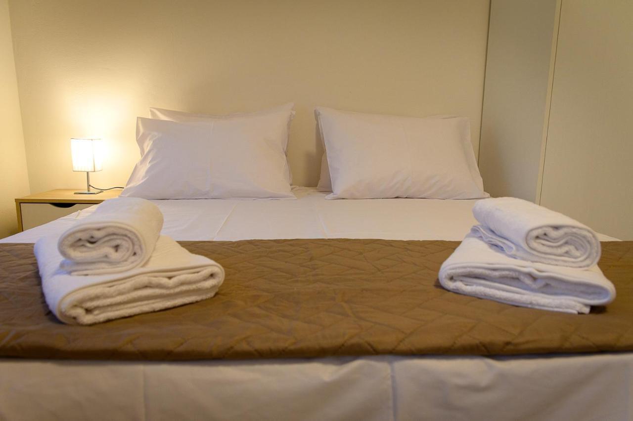 Uni Island - City Center Suites Heraklion Exterior foto